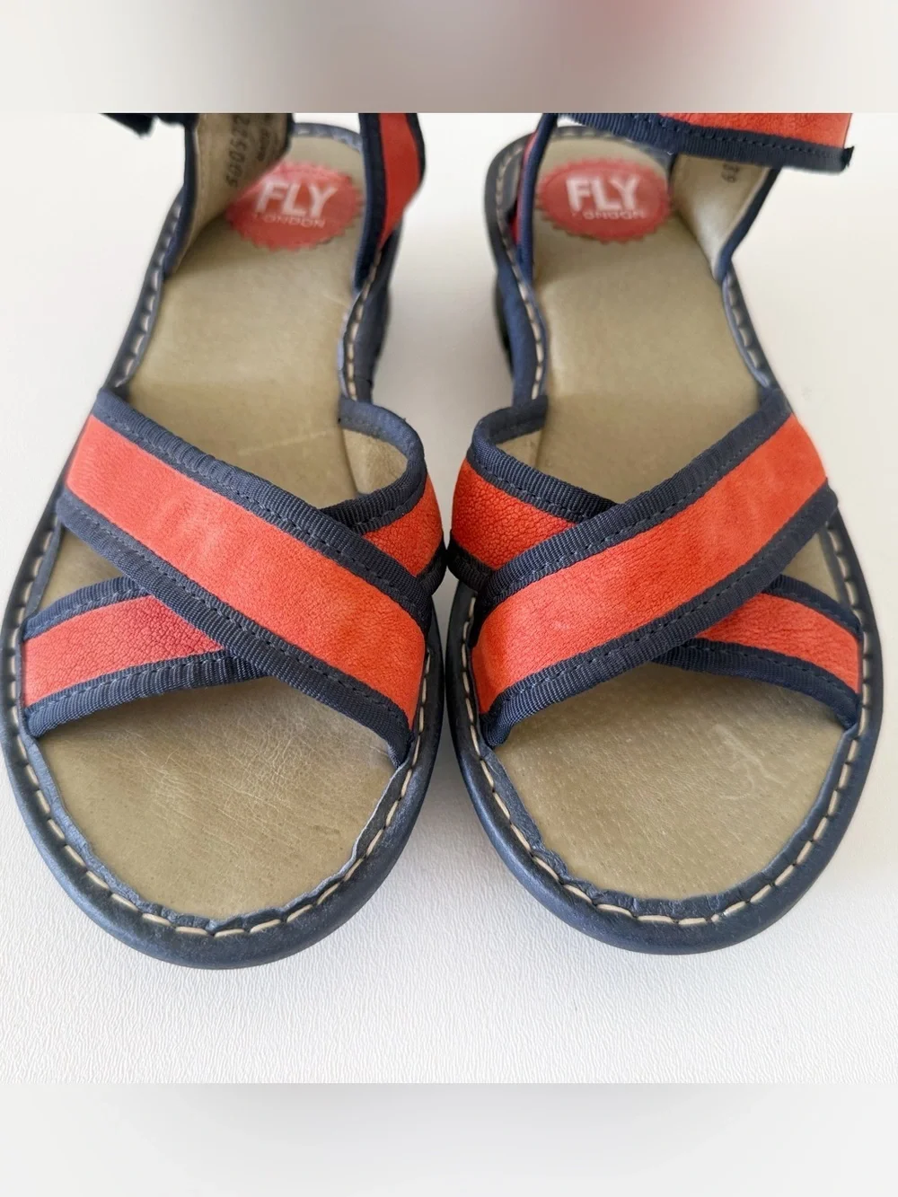 Fly London Shoes Strappy Platform Sandals Criss Cross Casual  8.5
